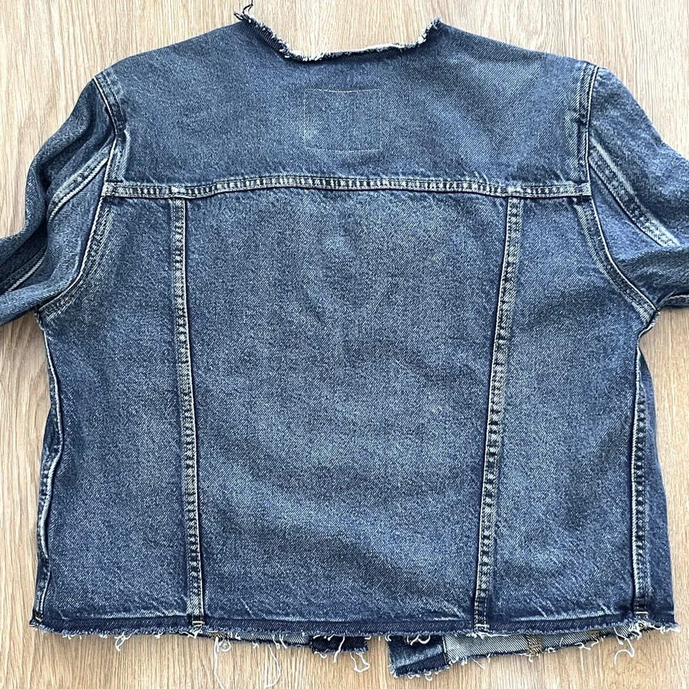 Levi’s jacket, size M - Picture 6 of 6